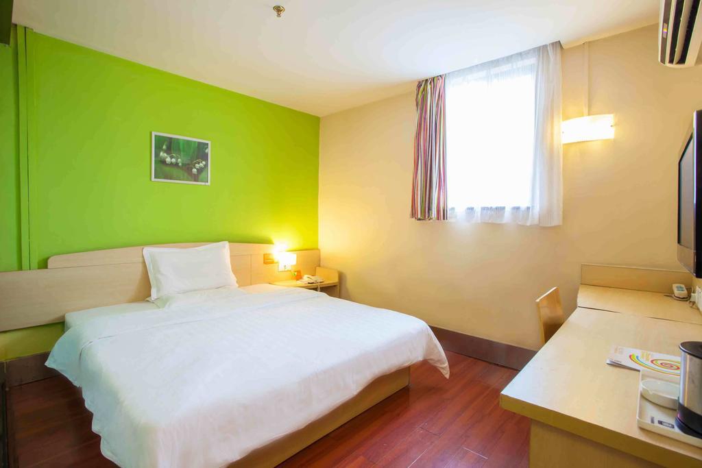 7Days Inn Nanchang North Railway Station Square 部屋 写真