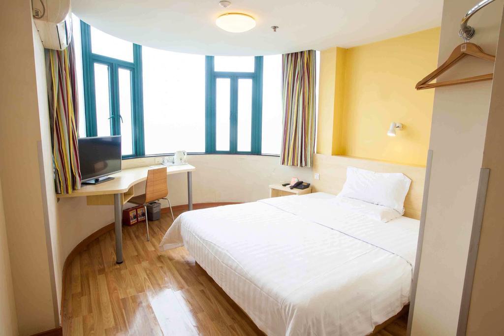 7Days Inn Nanchang North Railway Station Square 部屋 写真